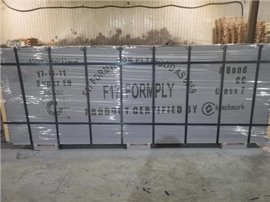 F17 Formált 2400x1200x17mm